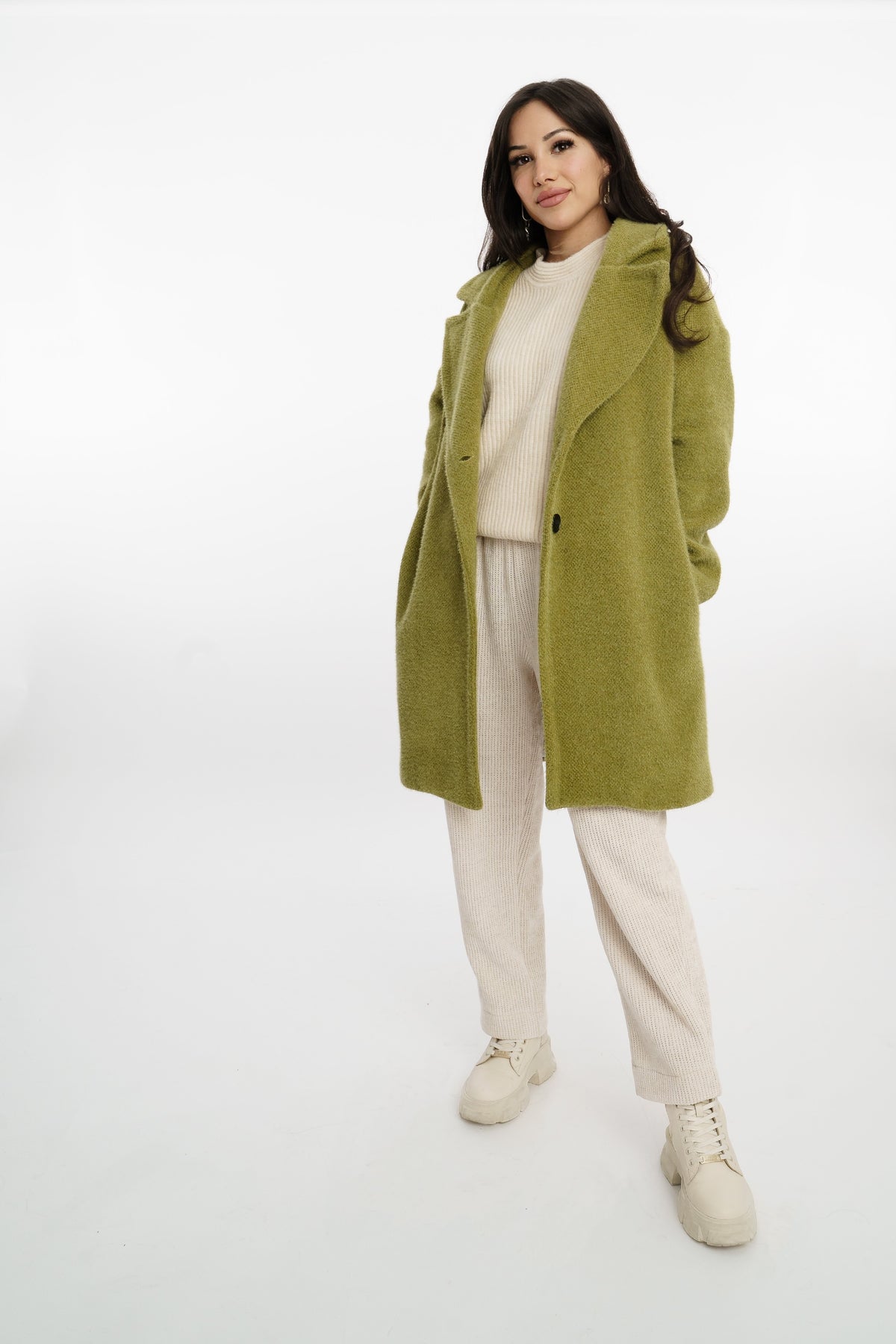 Isabella Mantel Olive